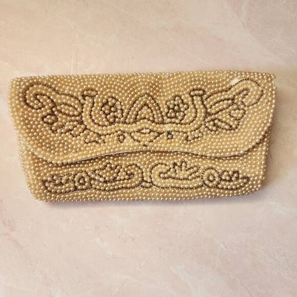 La Regal vintage pearl cream beaded clutch envelope wallet - Picture 1 of 9